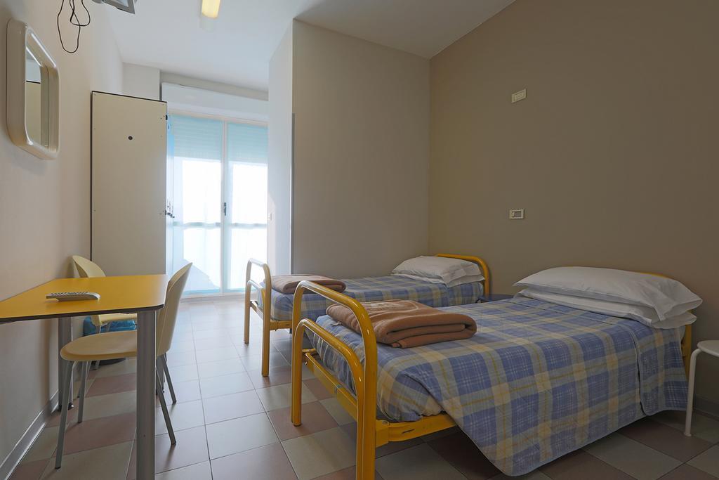 Ostello Di Bergamo Torre Boldone ภายนอก รูปภาพ