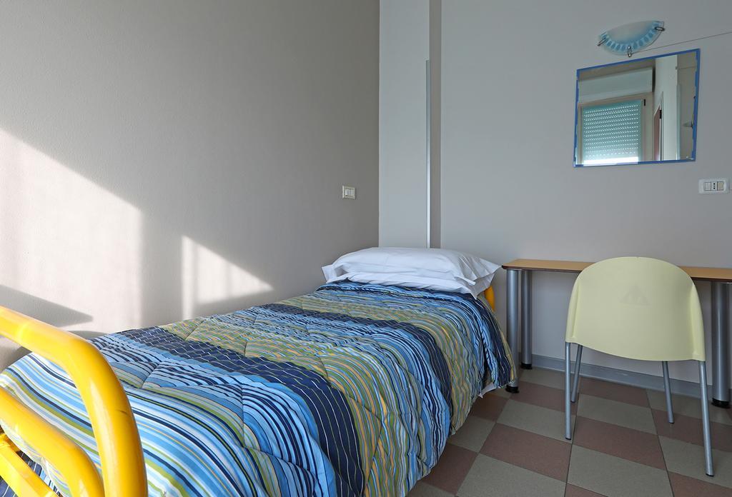 Ostello Di Bergamo Torre Boldone ภายนอก รูปภาพ